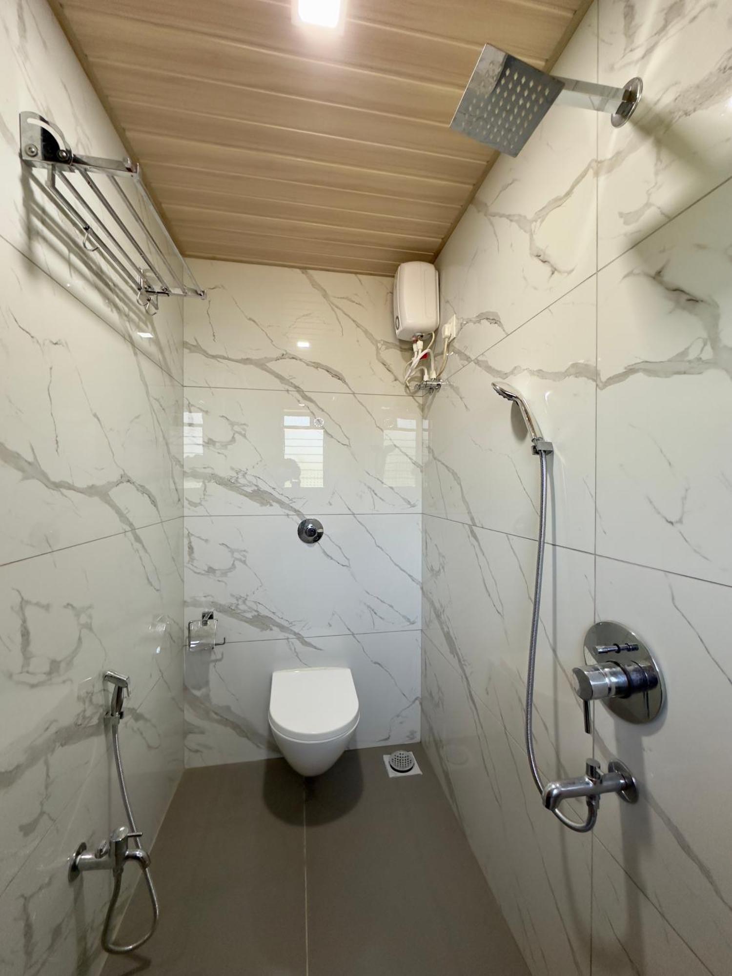 Sapphire Mansion Hotel Alibag Luaran gambar
