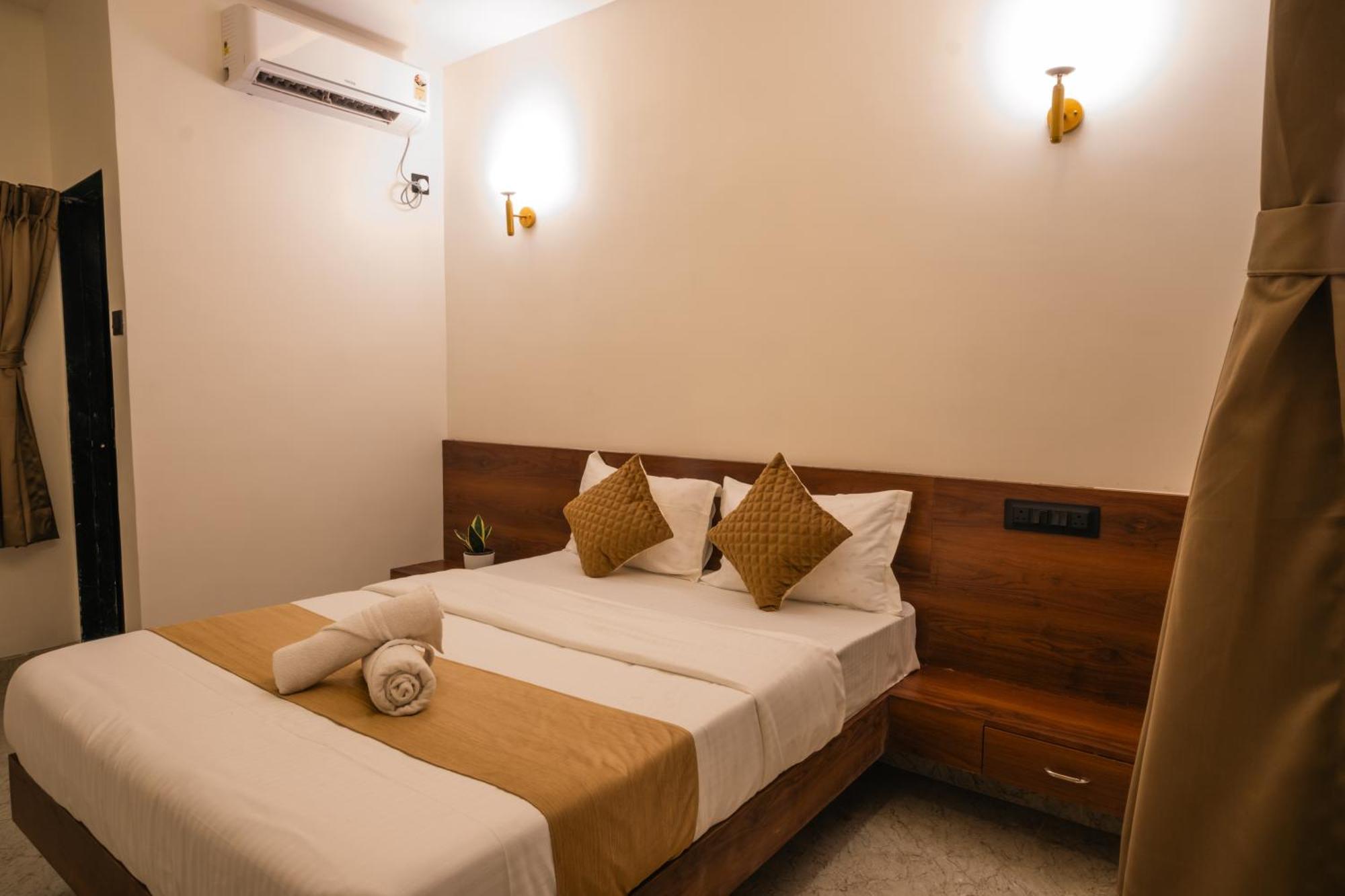 Sapphire Mansion Hotel Alibag Luaran gambar