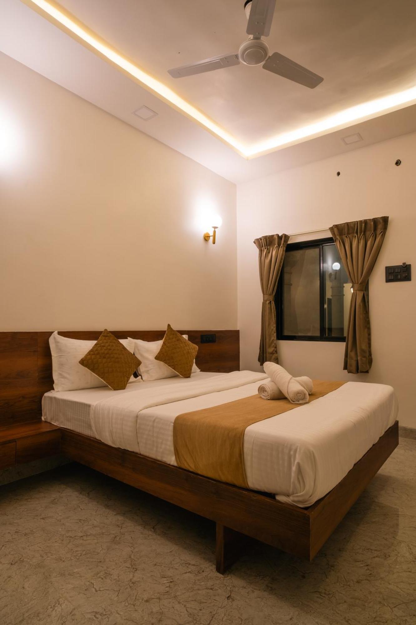 Sapphire Mansion Hotel Alibag Luaran gambar
