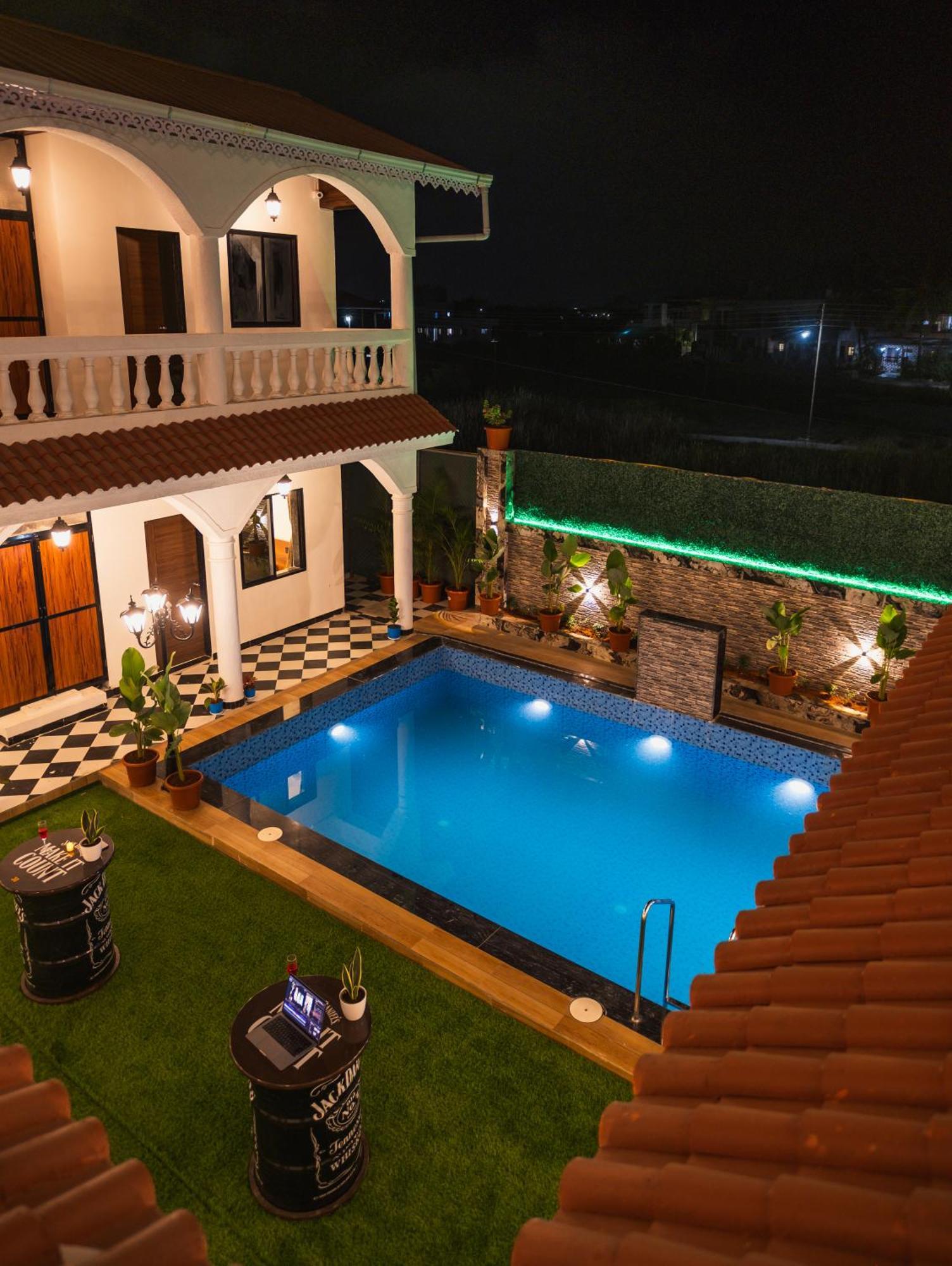 Sapphire Mansion Hotel Alibag Luaran gambar